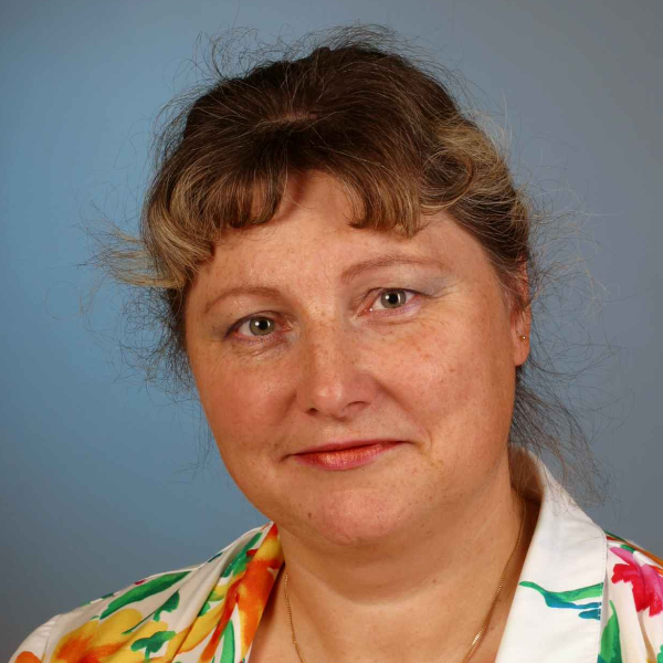  Angela Tenbusch
